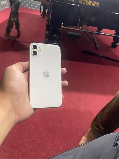 Apple iPhone 11