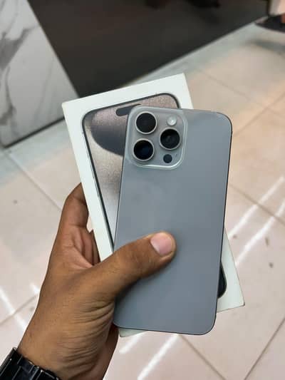 Apple iPhone 15 Pro Max