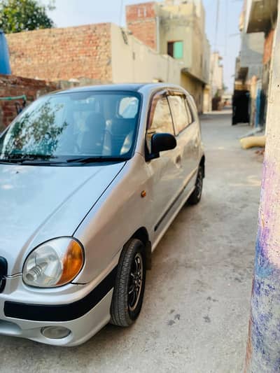 Hyundai Santro 2009 Roof pillar digi genuine