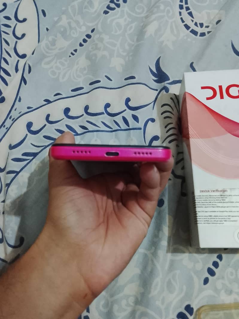 Digit Chrome. 5