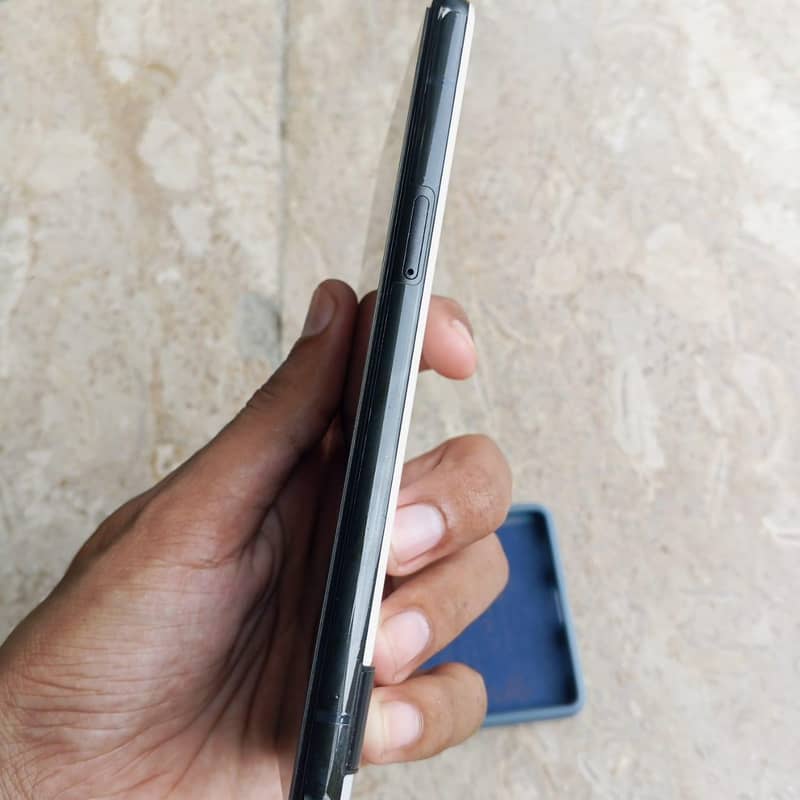 Google Pixel 6a 5