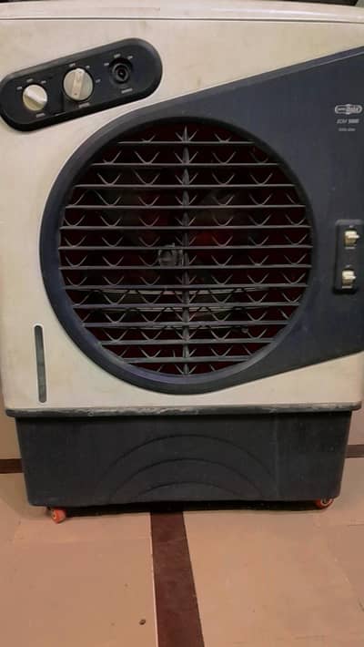 ECM 5000