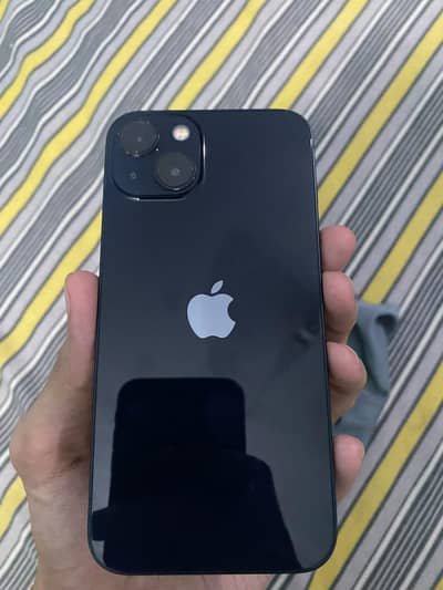 Apple iPhone 13