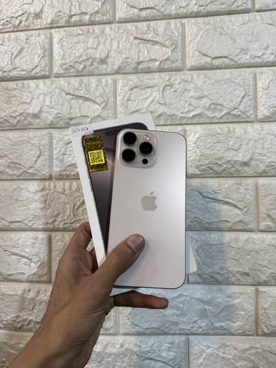 Apple iPhone 16 Pro Max