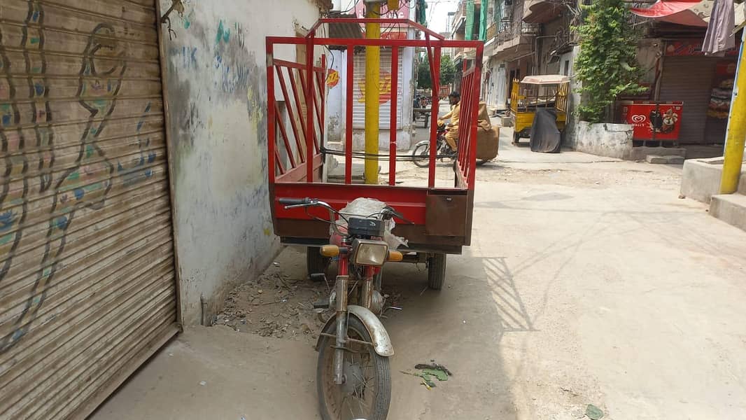 Loder Rickshaw 2