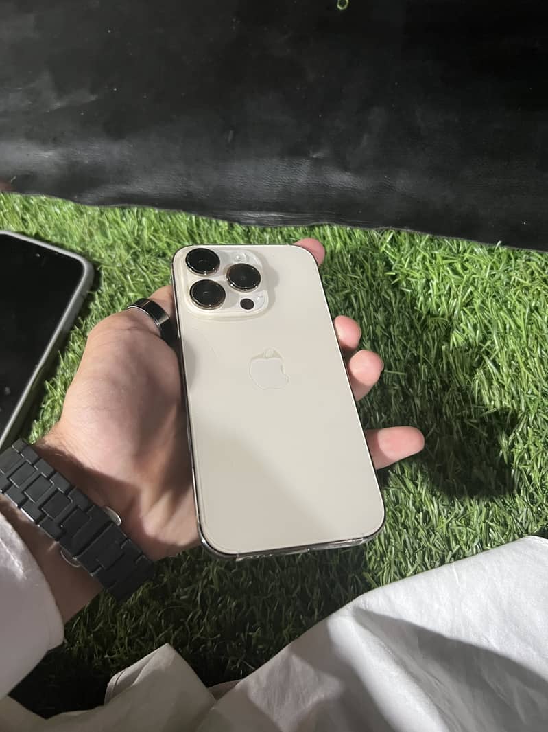 Apple iPhone 14 Pro 5
