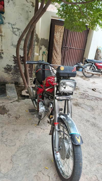 I have urgent sale Honda 125 phone number 03269002470