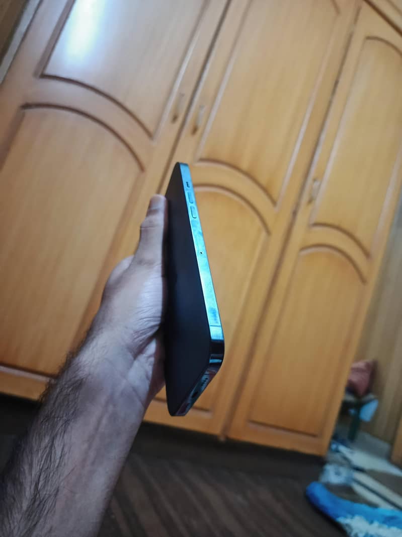 Apple iPhone 12 Pro Max 0