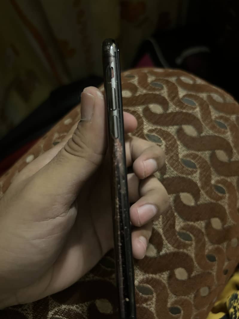 Apple iPhone X 0