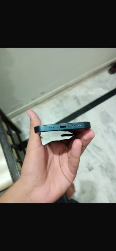 Apple iPhone 13 with charger original anker