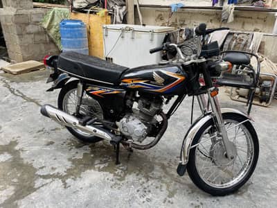 Honda 125 Karachi num urgent sale
