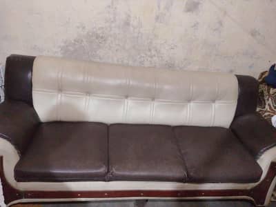 5 seater sofa set excellent condition comfortable and stylish