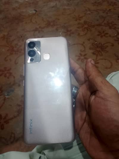 Mumbai all ok condition useful 4  64gb all accessories box charger