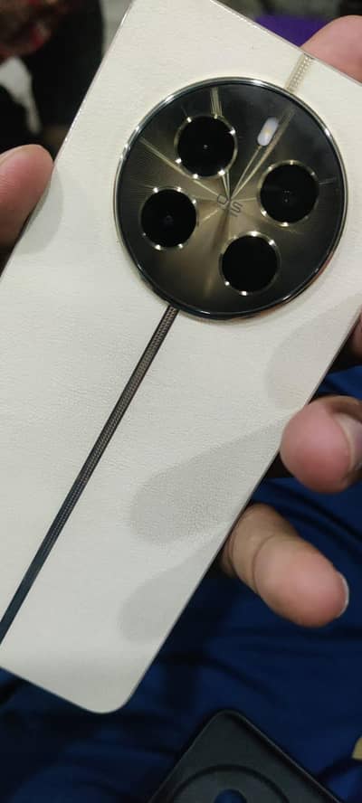 Realme 12 Plus 5G 8GB+8GB RAM 256GB PTA Approved 10/10