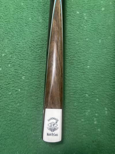Snooker cue