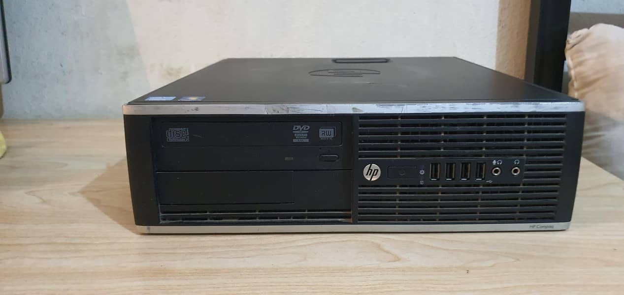 Desktop computer 11