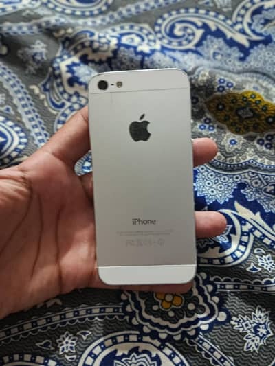Apple iPhone 5