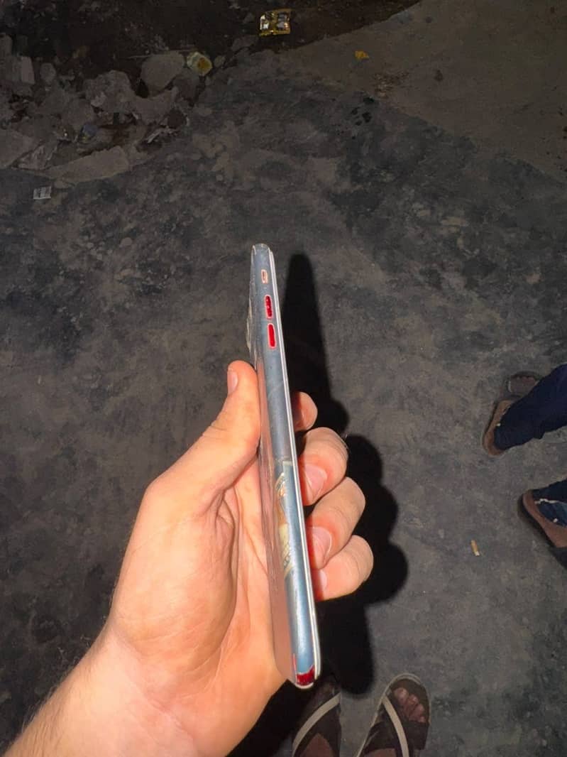 Apple iPhone 7 Plus 2