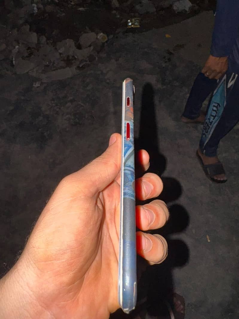 Apple iPhone 7 Plus 4