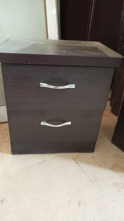 single bed wooden