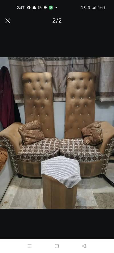2 seater sofa chairs with table