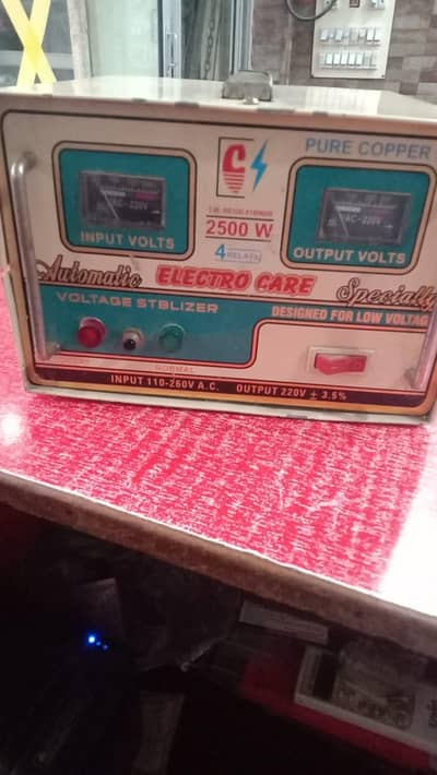 Automatic Voltage Stabilizer 2500W Good Condition