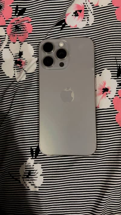 Apple iPhone 15 Pro Max factory unlock