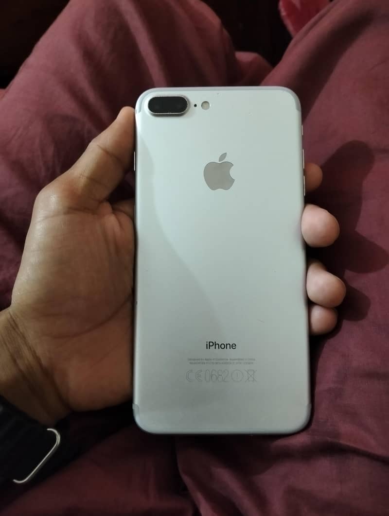 Apple iPhone 7 Plus 7