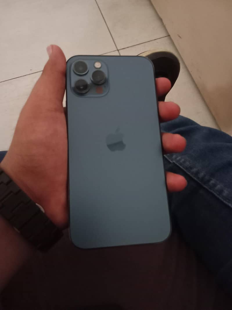 Apple iPhone 12 Pro 1