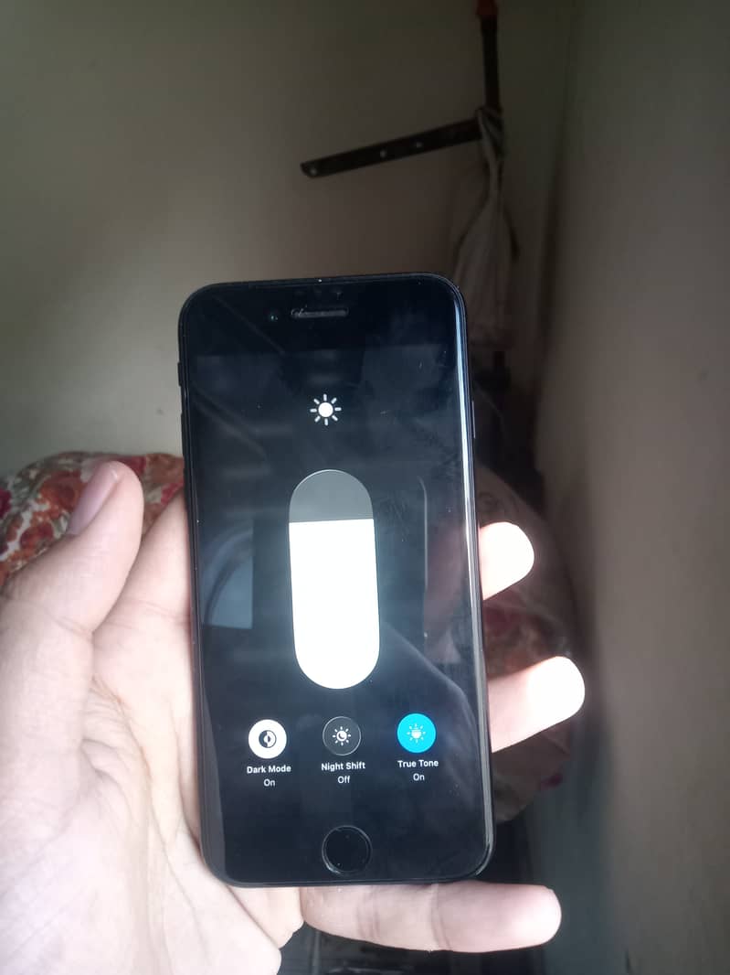 Apple iPhone SE 3
