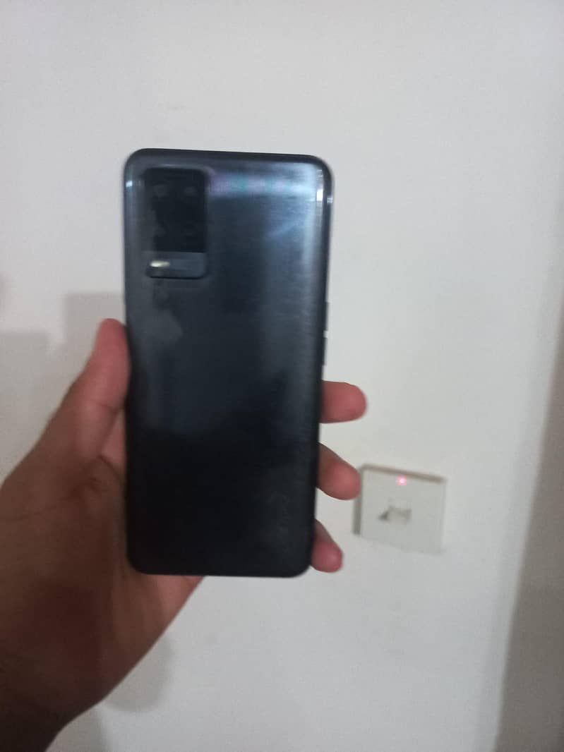 OPPO A54 0