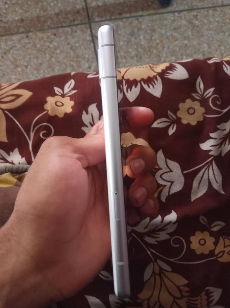 Google Pixel 7a 2