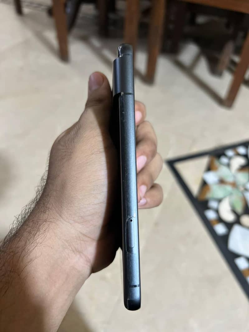 Google Pixel 8 2