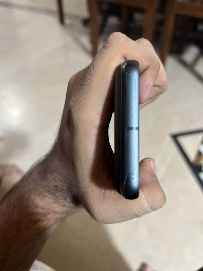Google Pixel 8 3
