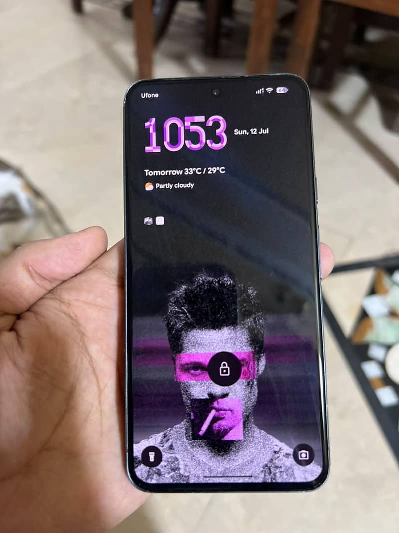 Google Pixel 8 5