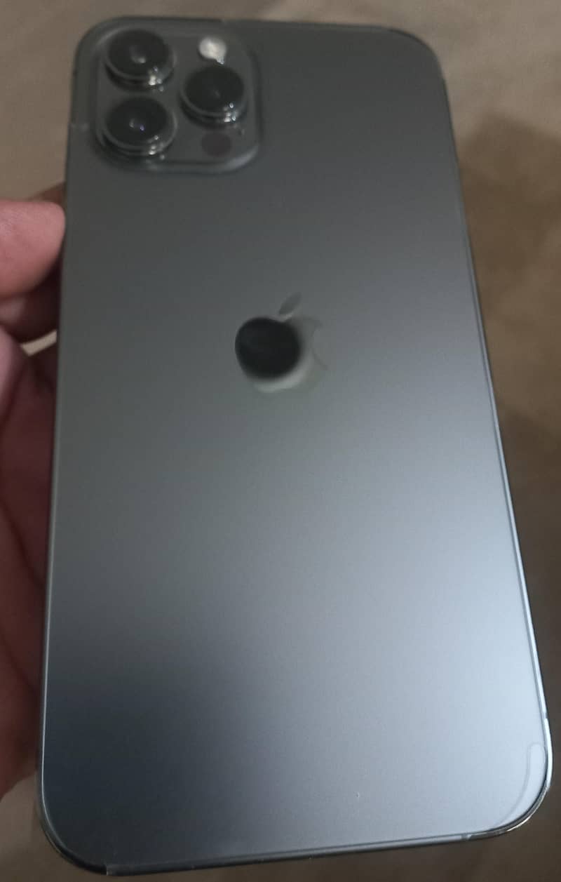 iPhone 12 pro max 1