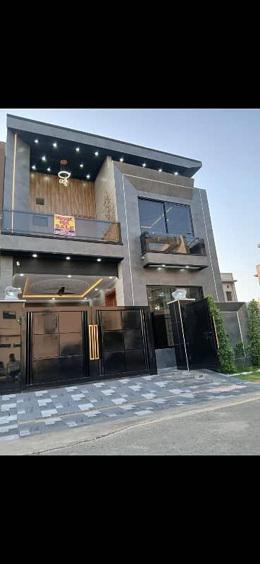 05-Marla Brand New House For Sale Near To Main 85'Feet Road