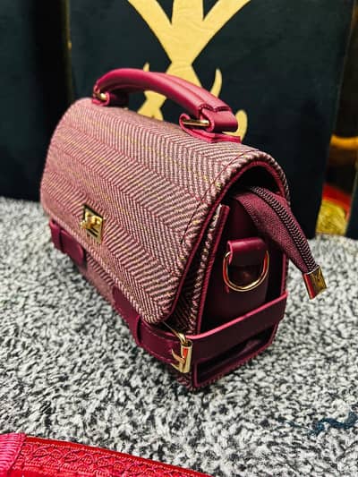 Premium Ladies Handbag | modern ladies bag |Crossbody | New style bags