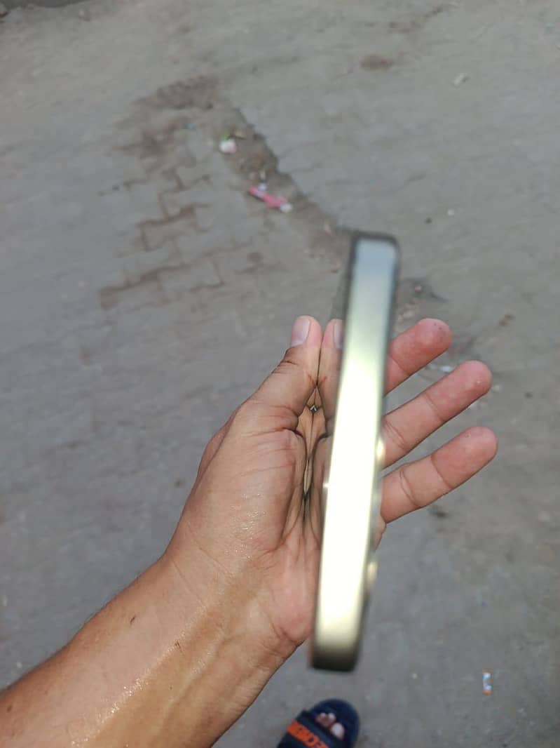 OPPO A5 Pro 1