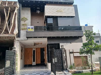 05-Marla Brand New House For Sale Super Prime Location
