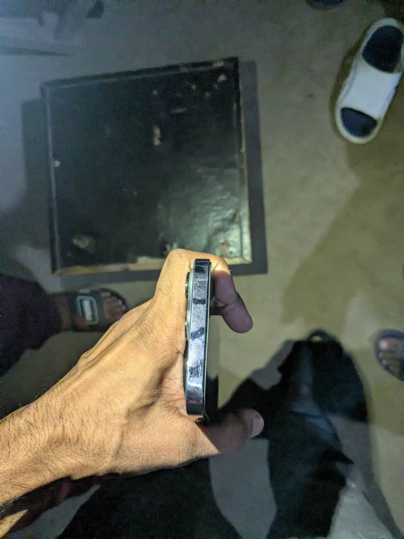 Apple iPhone 14 Pro Max Display msg 3