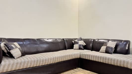L shaped 5 seater sofa