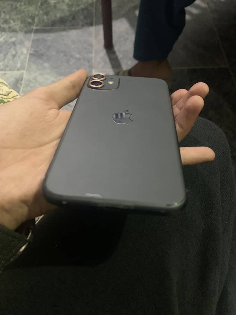 Apple iPhone 11 2