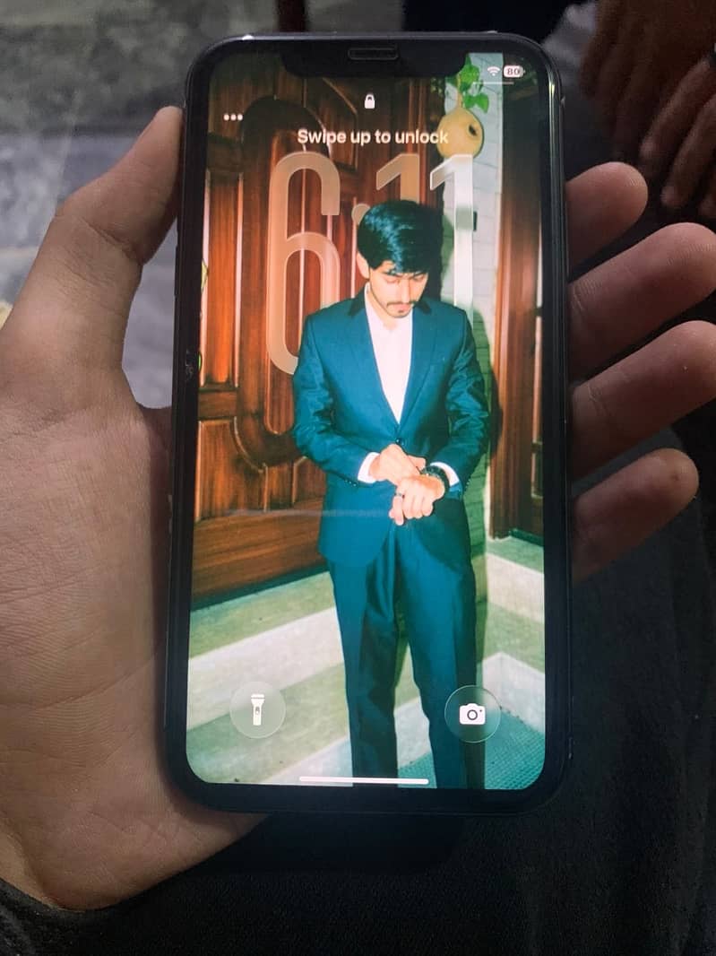 Apple iPhone 11 3