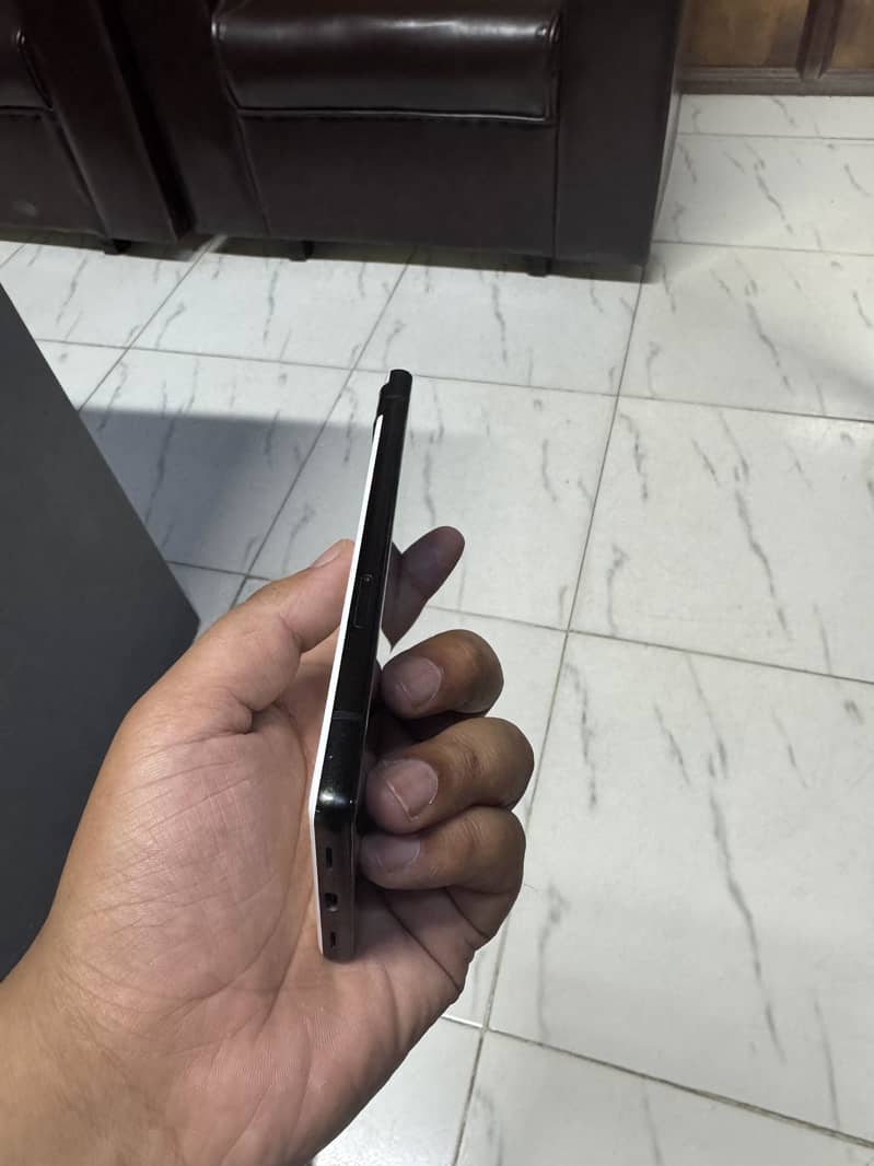 Google Pixel 6a 1