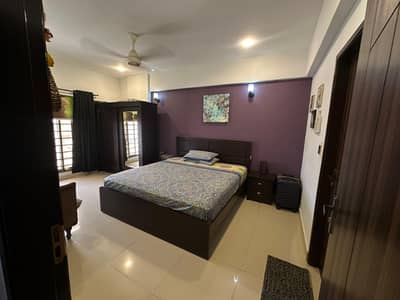 5 rooms super appartment in "Rao & Israr heights on 1st floor corner