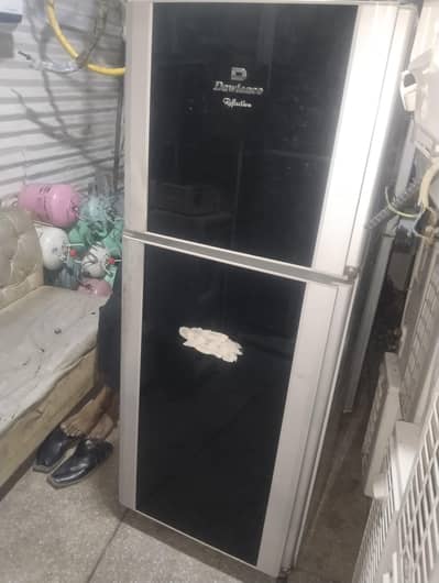 dawlance refrigerator