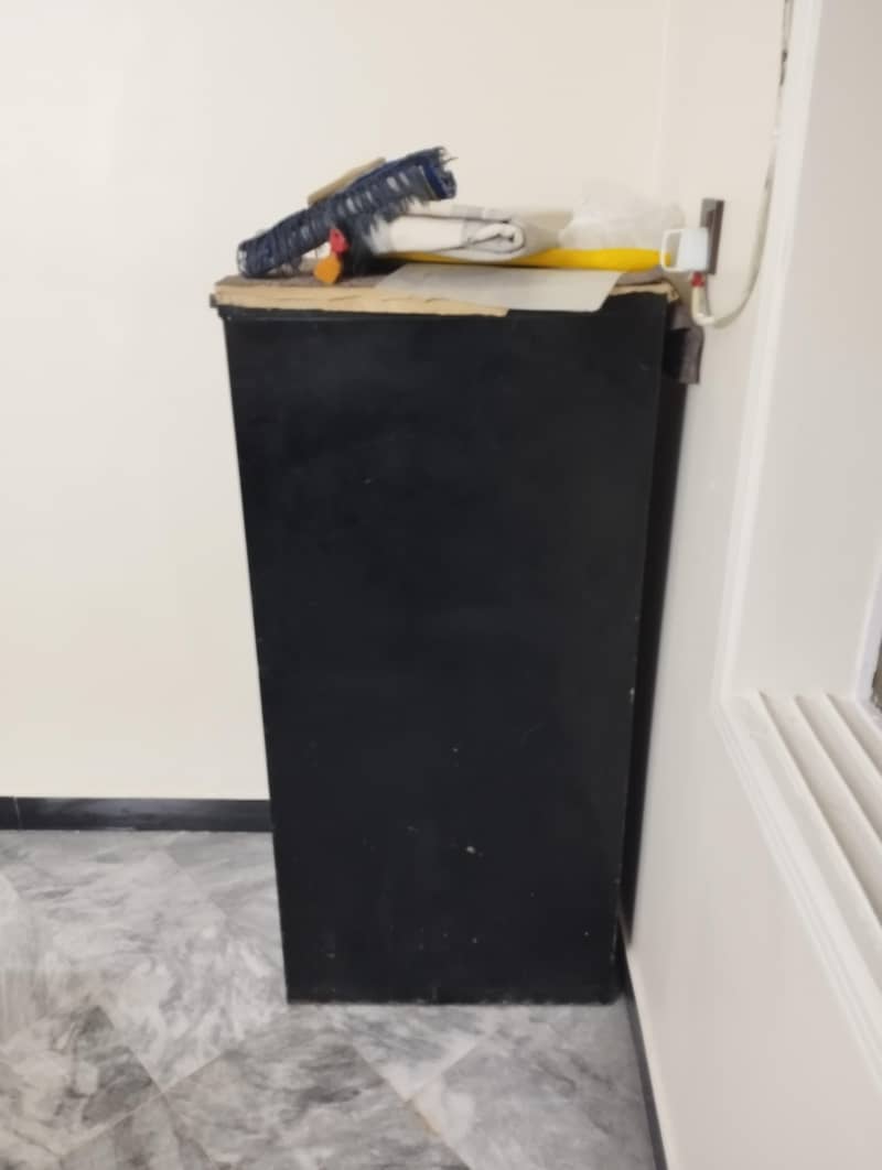 Filing cabinet 1