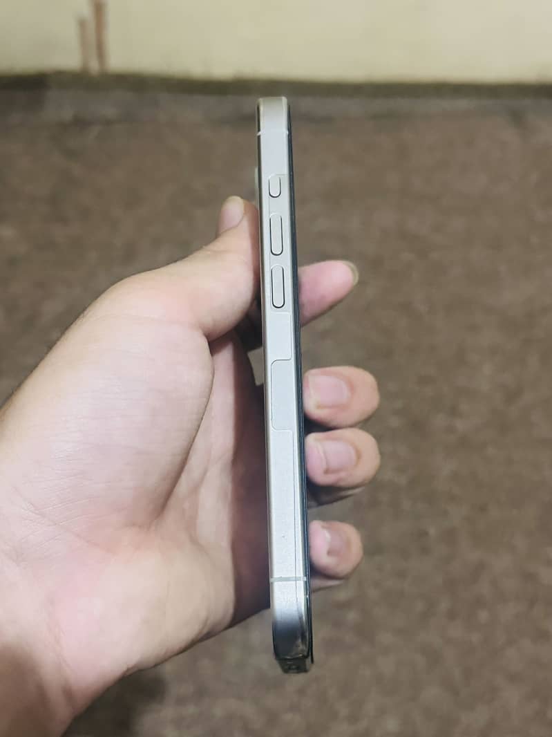 Iphone 15 pro 2