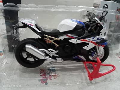 BMW s1000 RR model bike scale 1:8